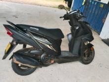 Yamaha ZR 2018 Motorbike