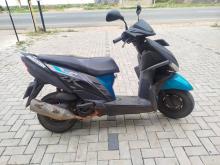 Yamaha ZR 2017 Motorbike