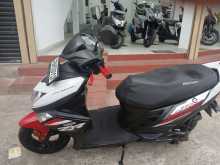 https://riyasewana.com/uploads/yamaha-zr-ray-151807034262.jpg