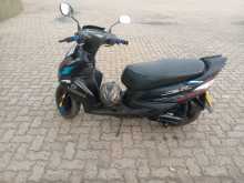 https://riyasewana.com/uploads/yamaha-zr-ray-23803124163.jpg