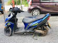https://riyasewana.com/uploads/yamaha-zr-ray-422043822423.jpg