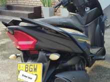 https://riyasewana.com/uploads/yamaha-zr-ray-612212413353.jpg