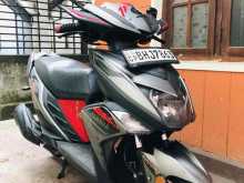 https://riyasewana.com/uploads/yamaha-zr-street-1411485922141.jpg