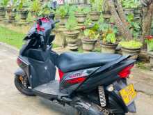 https://riyasewana.com/uploads/yamaha-zr-street-1610581013533.jpg