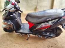 https://riyasewana.com/uploads/yamaha-zr-street-510395813084.jpg
