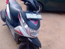 Yamaha Zr 2015 Motorbike