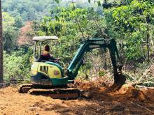 https://riyasewana.com/uploads/yanmar-vio-30-192103476306.jpg