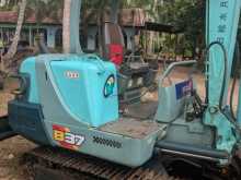 Yanmar B37 2000 Heavy-Duty