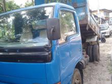 Yuejin DUMP TRUCK 2006 Lorry