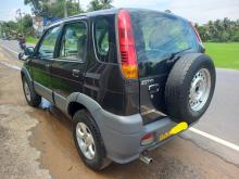https://riyasewana.com/uploads/zotye-nomad-1412390417876.jpg