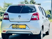 https://riyasewana.com/uploads/zotye-z100-11911586736.jpg