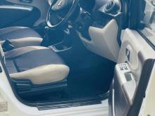 https://riyasewana.com/uploads/zotye-z100-167350424572.jpg