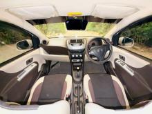 https://riyasewana.com/uploads/zotye-z100-31340066565.jpg