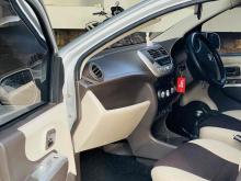 https://riyasewana.com/uploads/zotye-z100-87215524652.jpg