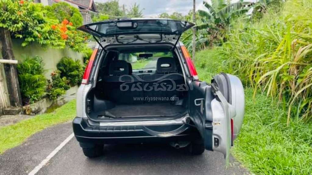 Honda Crv Of Rdi Used Petrol Negotiable Sri Lanka