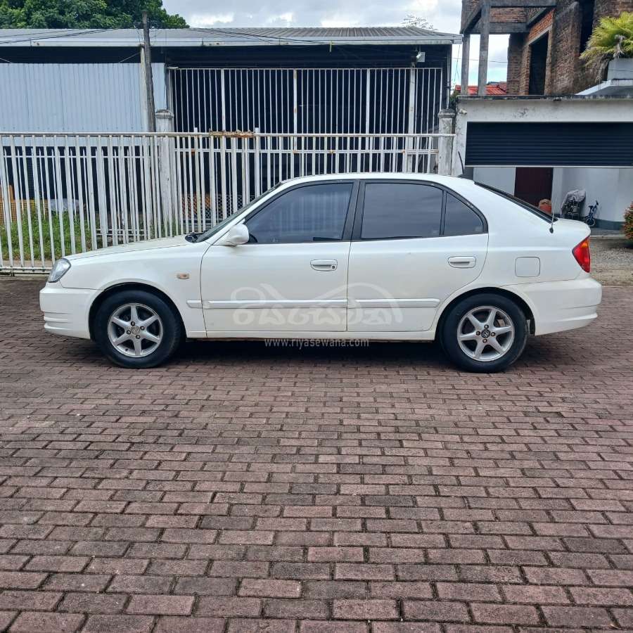 Riyasewana hyundai accent sales