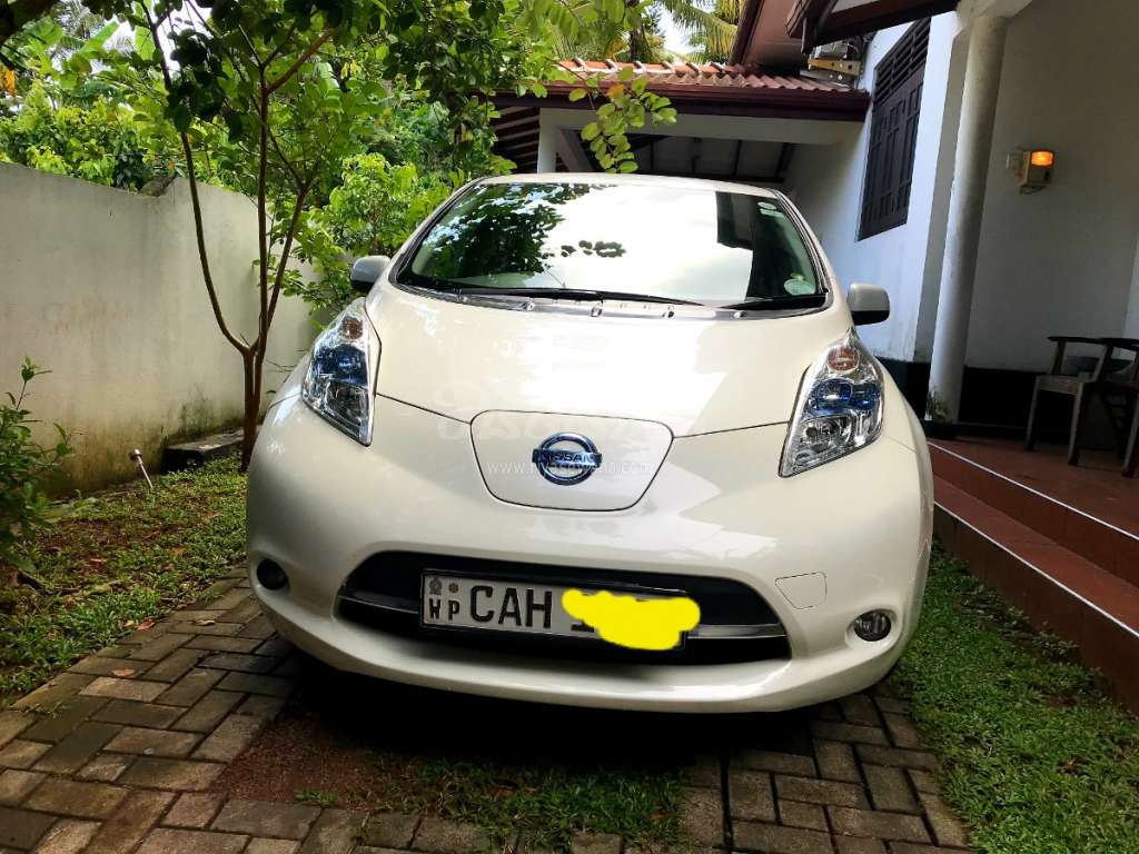 Nissan Leaf G Grade Used 2013 Electric Rs. 4350000 Sri Lanka