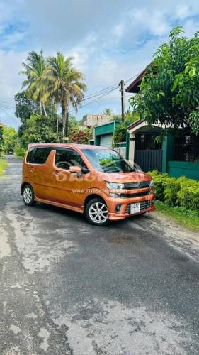 Fzs Rim Colour Suzuki Wagon R FZ Used 2017 Hybrid Rs. 6575000 Sri Lanka