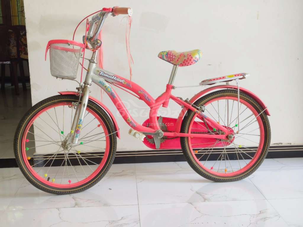 Tomahawk Kids' – Used Girls' Bike For Sale Bicycle Sri Lanka Tomahawk Kids' – Used Girls' Bike For Sale Bicycle Sri Lanka