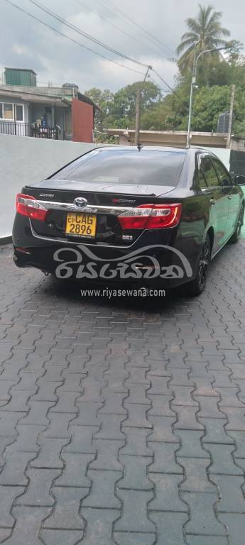 Toyota Camry Used 2012 Hybrid Negotiable Sri Lanka