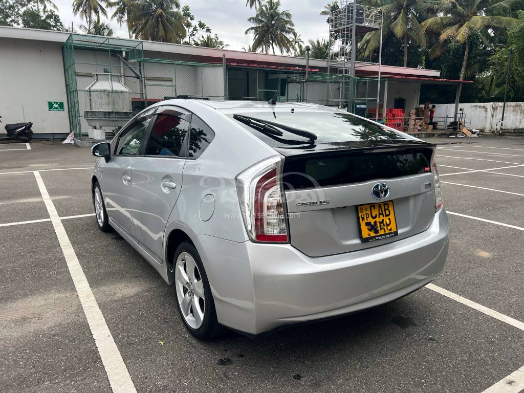 Toyota Prius S Touring Used Hybrid Rs Sri Lanka