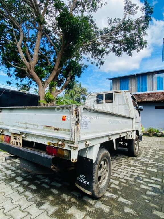 Toyota Townace Used 1983 Petrol Rs. 1500000 Sri Lanka