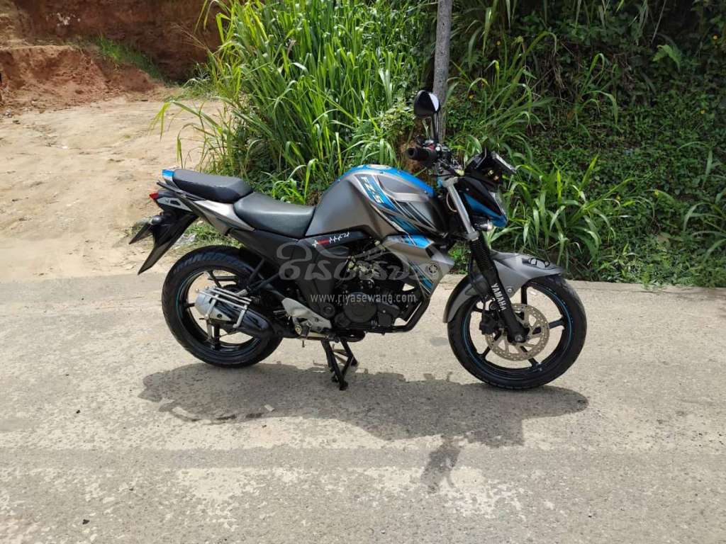 yamaha fz 2018 model price