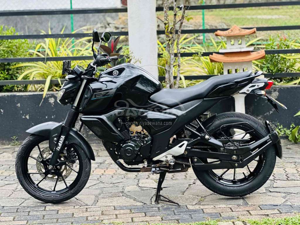 yamaha fzs version 3 mileage